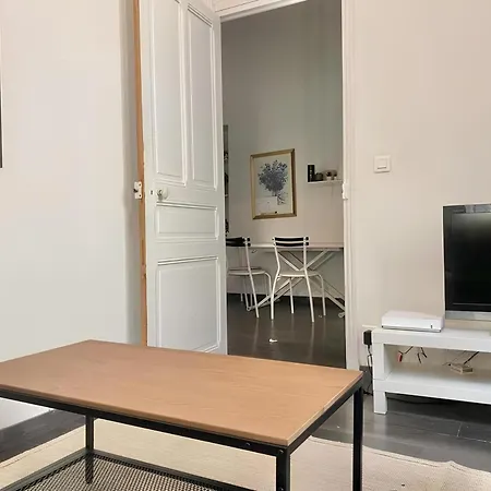 Et Confortable 2 P Cozy Apartman